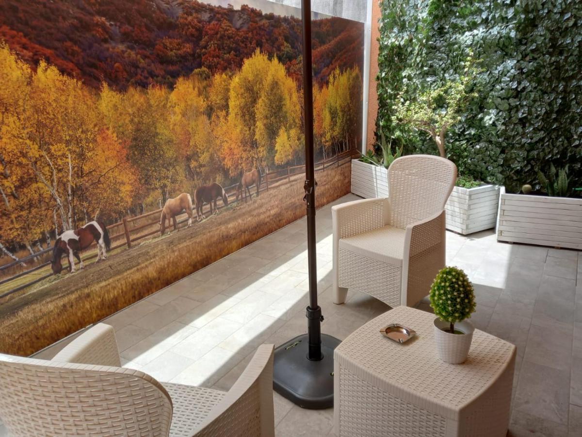 B&B La Grotta นีโกโลซี ภายนอก รูปภาพ