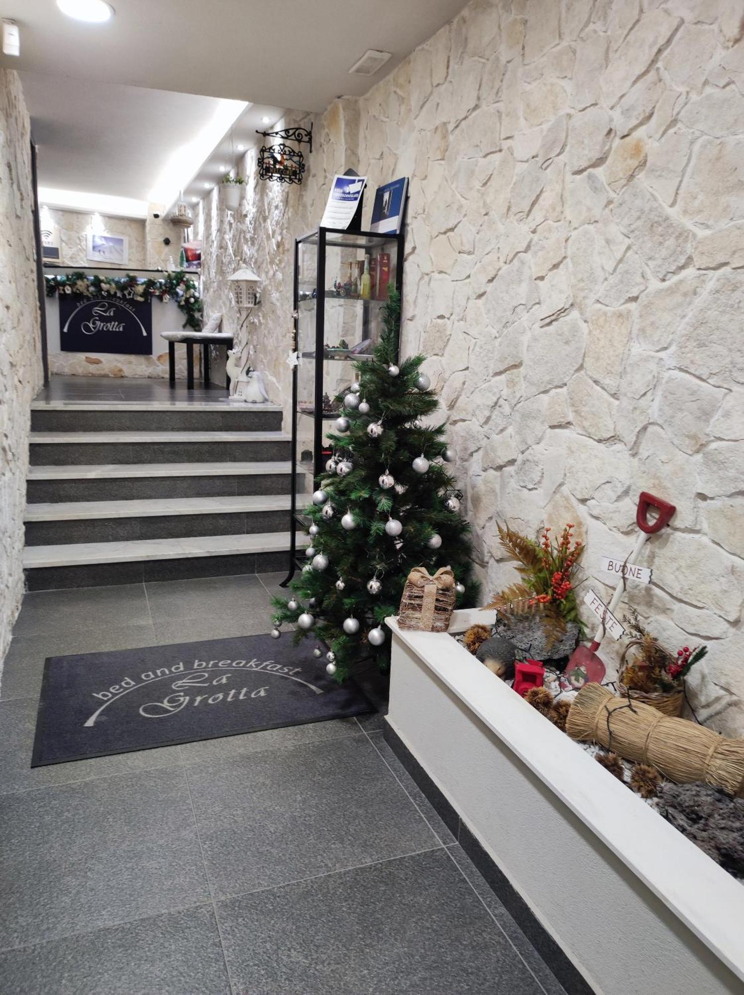 B&B La Grotta นีโกโลซี ภายนอก รูปภาพ