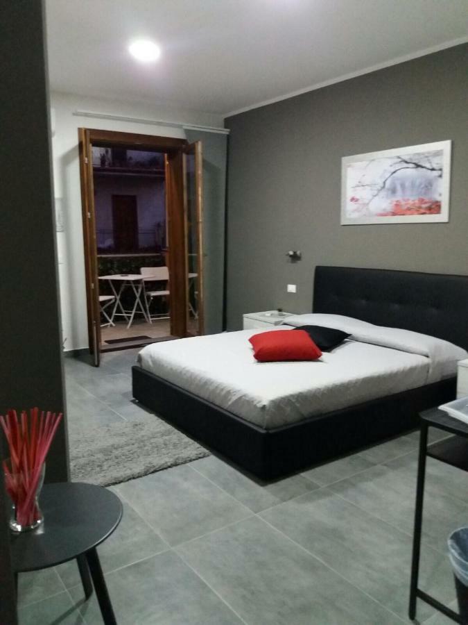 B&B La Grotta นีโกโลซี ภายนอก รูปภาพ