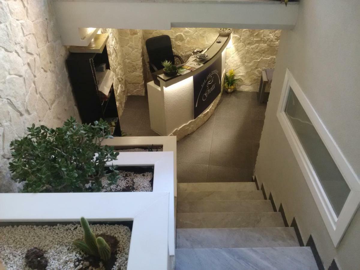 B&B La Grotta นีโกโลซี ภายนอก รูปภาพ