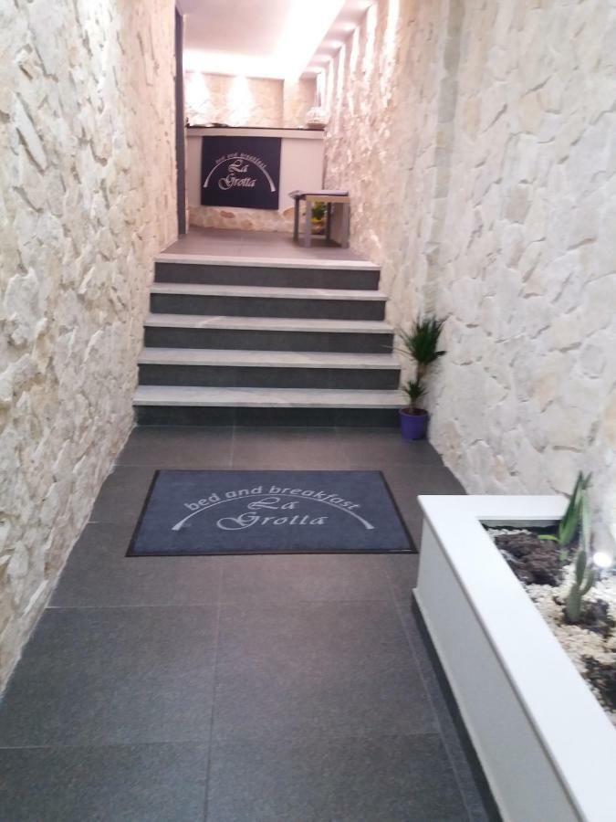 B&B La Grotta นีโกโลซี ภายนอก รูปภาพ