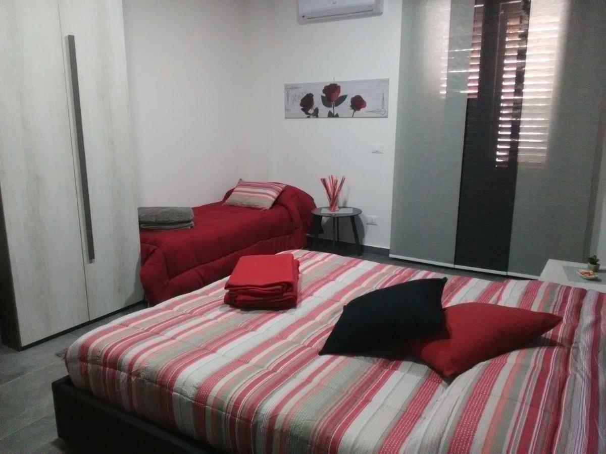 B&B La Grotta นีโกโลซี ภายนอก รูปภาพ